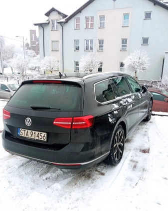 Volkswagen Passat cena 79500 przebieg: 239000, rok produkcji 2019 z Hel małe 79